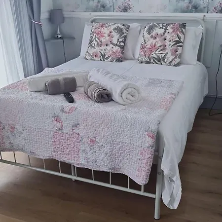 Lilyrose Hotel Whitby