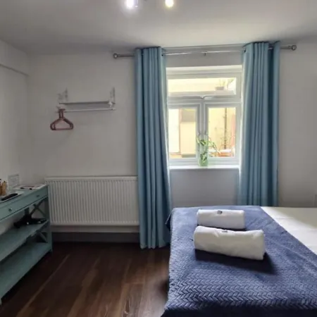 Hotel Lilyrose 3*