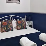 Lilyrose Hotel Whitby