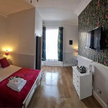 Hotel Lilyrose 3*