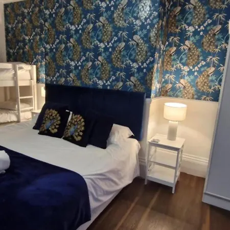 Lilyrose ウィットビー