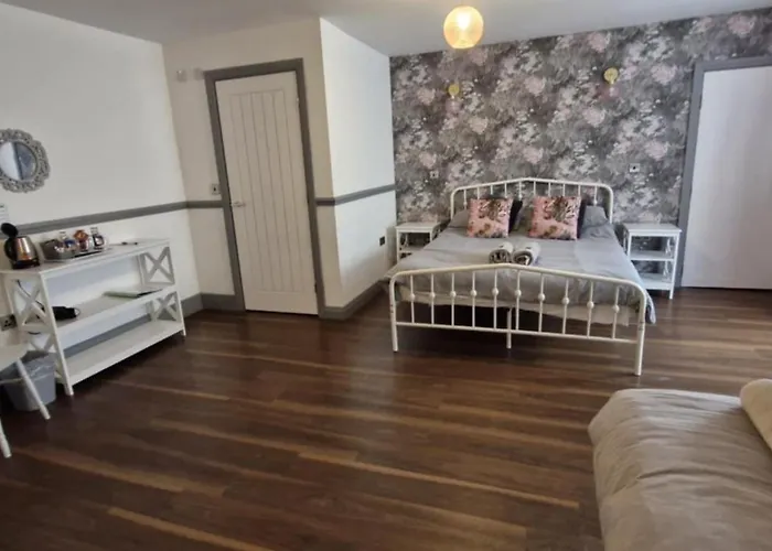 Lilyrose Hotel Whitby