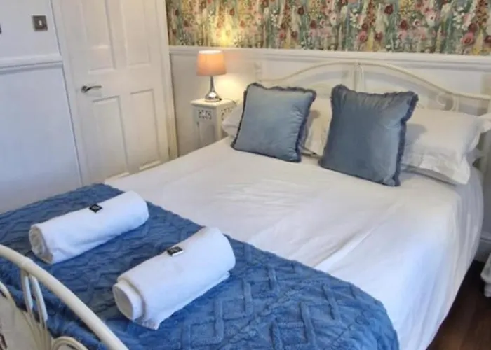 Hotel Lilyrose Whitby